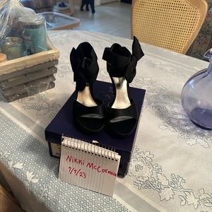 Black bow high heels!